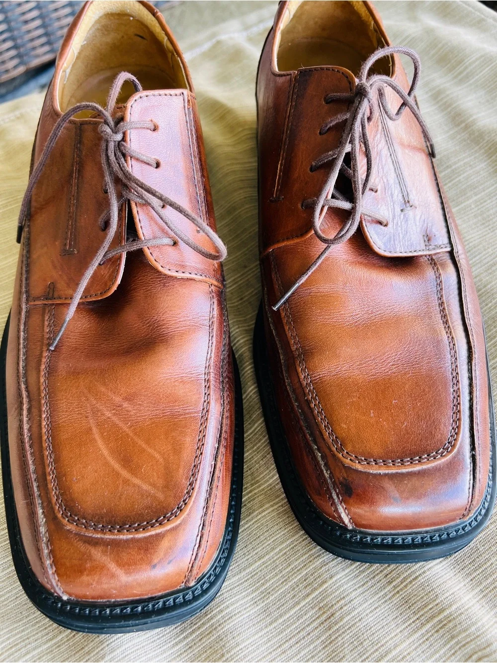 Classic Brown Docker’s Leather Men’s Dress Shoes